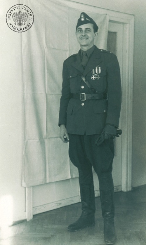 Jan Rodowicz „Anoda”, 1947 lub 1948 r. Fot. z zasobu AIPN