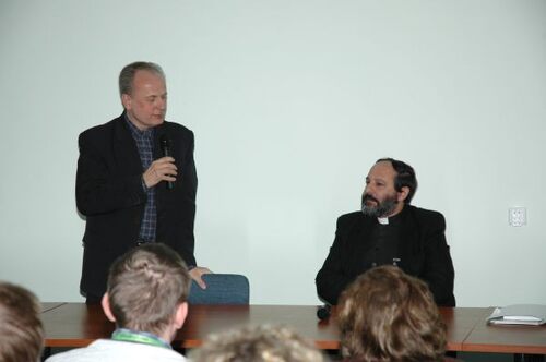 Spotkanie z księdzem Tadeuszem Isakowiczem-Zaleskim zorganizowane przez poznański oddział IPN, Poznań 2007 rok