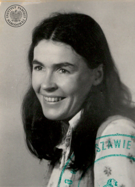 Wanda Rutkiewcz, 1976 r. Zdjęcie z akt paszportowych (fot. z zasobu IPN)
