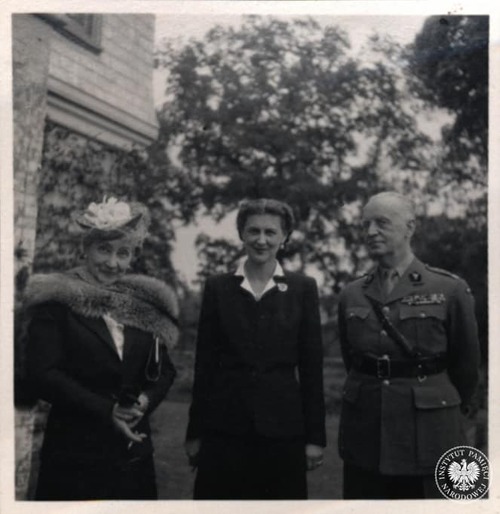 Marina, księżna Kentu, z gen. Władysławem Sikorskim i jego żoną