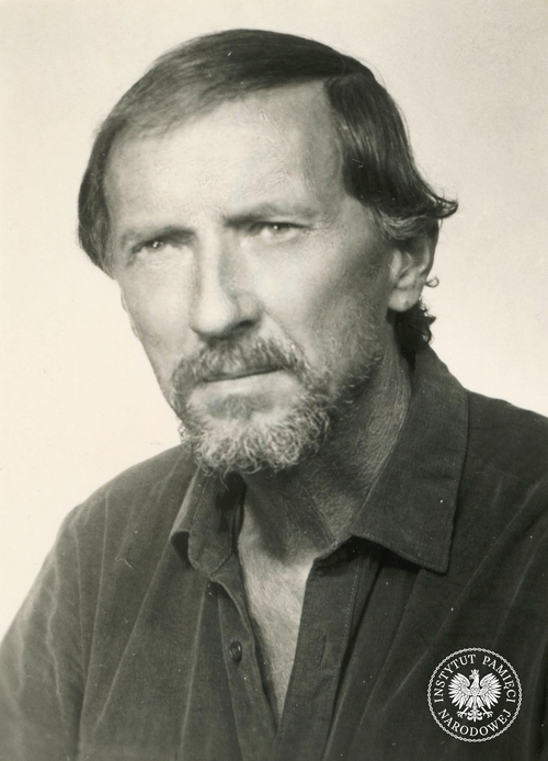 Fotografia Krzysztofa Chamca z akt paszportowych