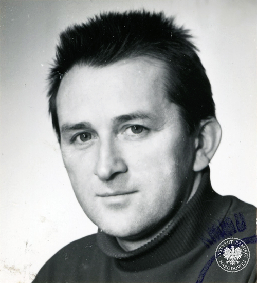 Kazimierz Kutz - fotografia z akt paszportowych (fot. z zasobu IPN)