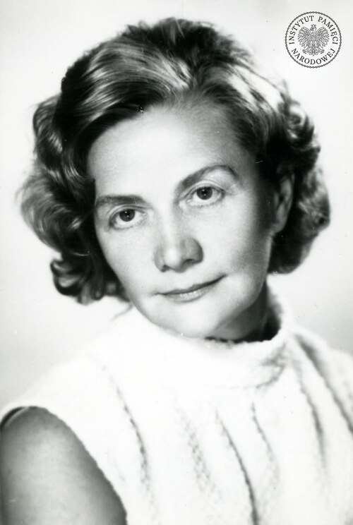 Seweryna Maria Szmaglewska, zdjęcie z akt paszportowych (fot. z zasobu IPN)