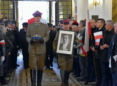 Pogrzeb Antoniego Dołęgi