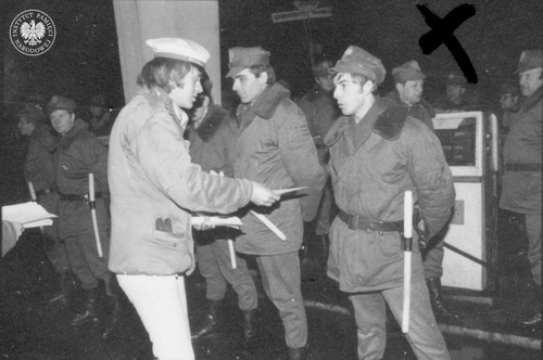 Wyposażenie Milicji Obywatelskiej. Pałki gumowe