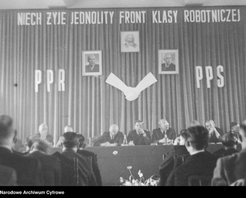 Wspólne posiedzenie PPR i PPS w Domu Poselskim, 3 kwietnia 1948 r. (fot. Narodowe Archiwum Cyfrowe)