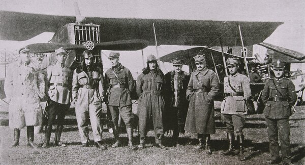 Polskie lotnictwo w działaniach na ziemiach północno-wschodnich 1919-1920. Wybrane aspekty