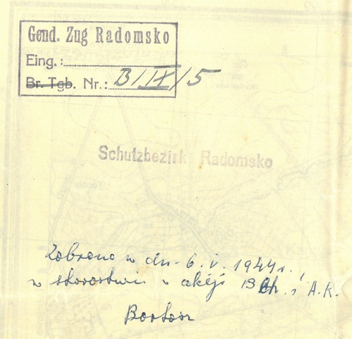 Notatka Stanisława Niemca ps. „Bartosz” oraz pieczęć oddziału niemieckiej żandarmerii w Radomsku, umieszczone na odwrocie mapy topograficznej okolic wsi Kamyk, zdobytej podczas akcji zbrojnej Batalionów Chłopskich i Armii Krajowej na okupacyjne starostwo w Radomsku