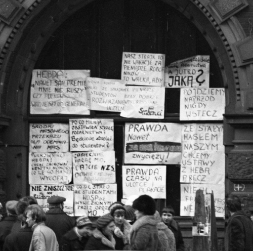 „Studencka Solidarność” w grodzie Kopernika. Powstanie i działalność „pierwszego” Niezależnego Zrzeszenia Studentów Uniwersytetu Mikołaja Kopernika (1980–1981)
