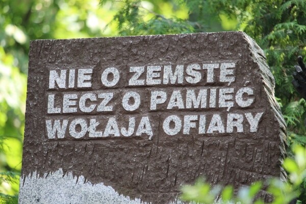 Ocaleni z ludobójstwa. Relacja sióstr Danuty Jankiewicz i Ireny Bylińskiej