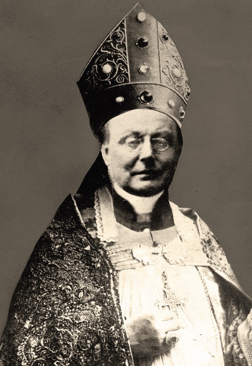 Bp Piotr Mańkowski, ordynariusz kamieniecki (fot. NAC)