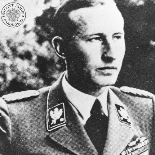 Obergruppenführer Reinhard Heydrich, dyrektor Służby Bezpieczeństwa (SD), Gestapo i Policji Bezpieczeństwa (SiPo), szef Głównego Urzędu Bezpieczeństwa Rzeszy (RSHA). W 1939 r. zorganizował prowokację gliwicką, która miała stanowić pretekst do ataku III Rzeszy na Polskę (fot. zasobu IPN)