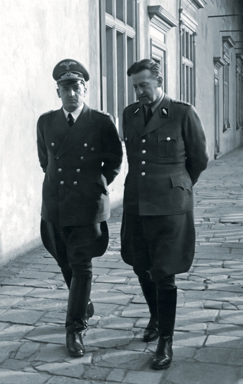 Hans Frank i Kajetan Mühlmann na Wawelu (fot. NAC)