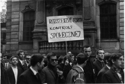 1 maja 1968 r. we Wrocławiu (fot. ze zbiorów AIPN)