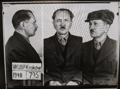 Antoni Iglewski. Zdjęcie wykonane w areszcie WUBP w Krakowie (z zasobu IPN)