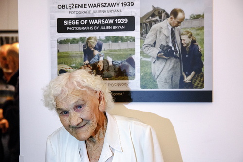 Kazimiera Mika – dziewczynka ze zdjęcia Juliena Bryana, 3 września 2019 r. (fot. Sławek Kasper, IPN)
