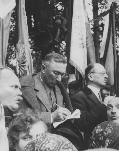 Uroczystości z okazji XXV - lecia działności politycznej Wincentego Witosa w Wierzchosławicach, 30 kwietnia 1933 r. (fot. z zasobu NAC)