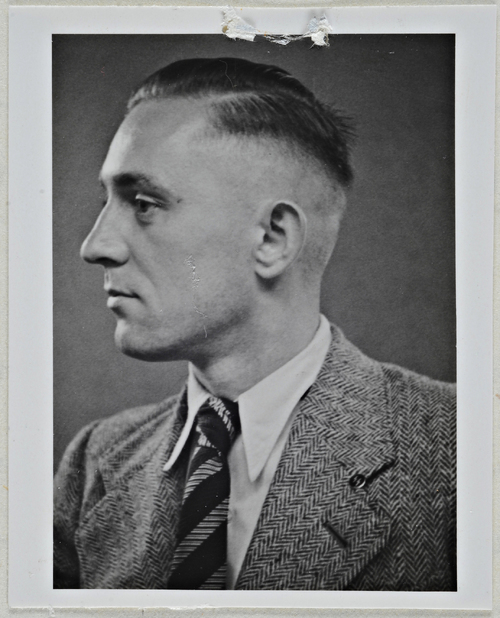SS-Obersturmbannführer Oskar Leopold Podlich. W latach 1940-1941 dowodził SD kolejno w Metzu i Oslo, następnie przez 3 lata szef delegatury regionalnej SD w Katowicach. Fot. z lat 30-tych. Źródło: Archiwum Federalne w Berlinie-Lichterfelde
