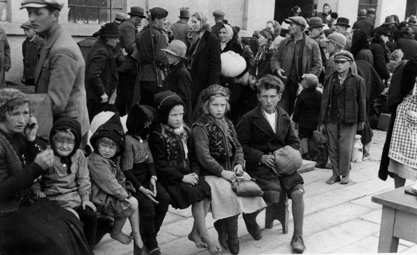 „Mamy natychmiast opuszczać mieszkania”. Wysiedlenie mieszkańców osiedla im. J. „Montwiłła” Mireckiego w Łodzi zimą 1939/1940 roku