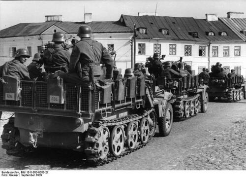 Wojska Wehrmachtu na przedmieściach Częstochowy, wrzesień 1939 r. (Wikimedia Commons/cc/Bundesarchiv)