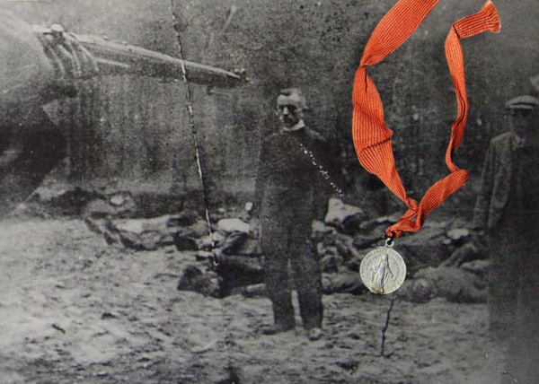 Rozstrzelany medalik. O niemieckich egzekucjach Polaków w Rudzkim Moście